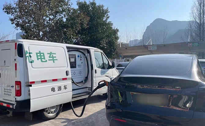 沛县汽车搭电